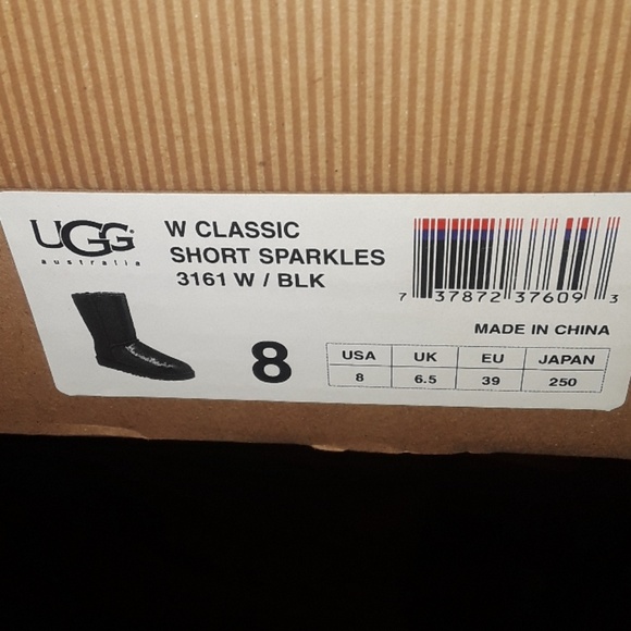 UGG Australia beautiful black boots. BLACK FRIDAY - Picture 3 of 6